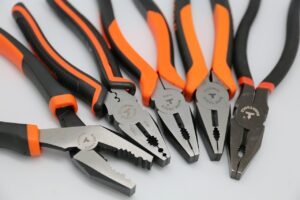 Pliers